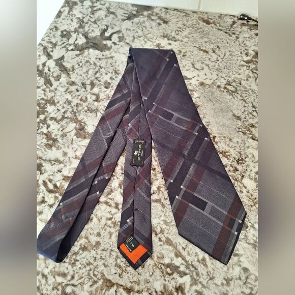 Etro Men's Multi-Color Striped  Print Silk Tie Made in Italy - Picture 2 of 7